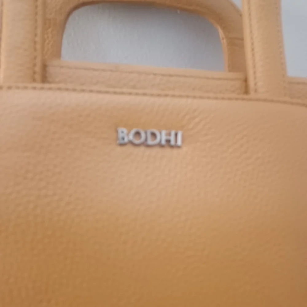 BODHI Leather Handled I Pad Purse Case With Stand